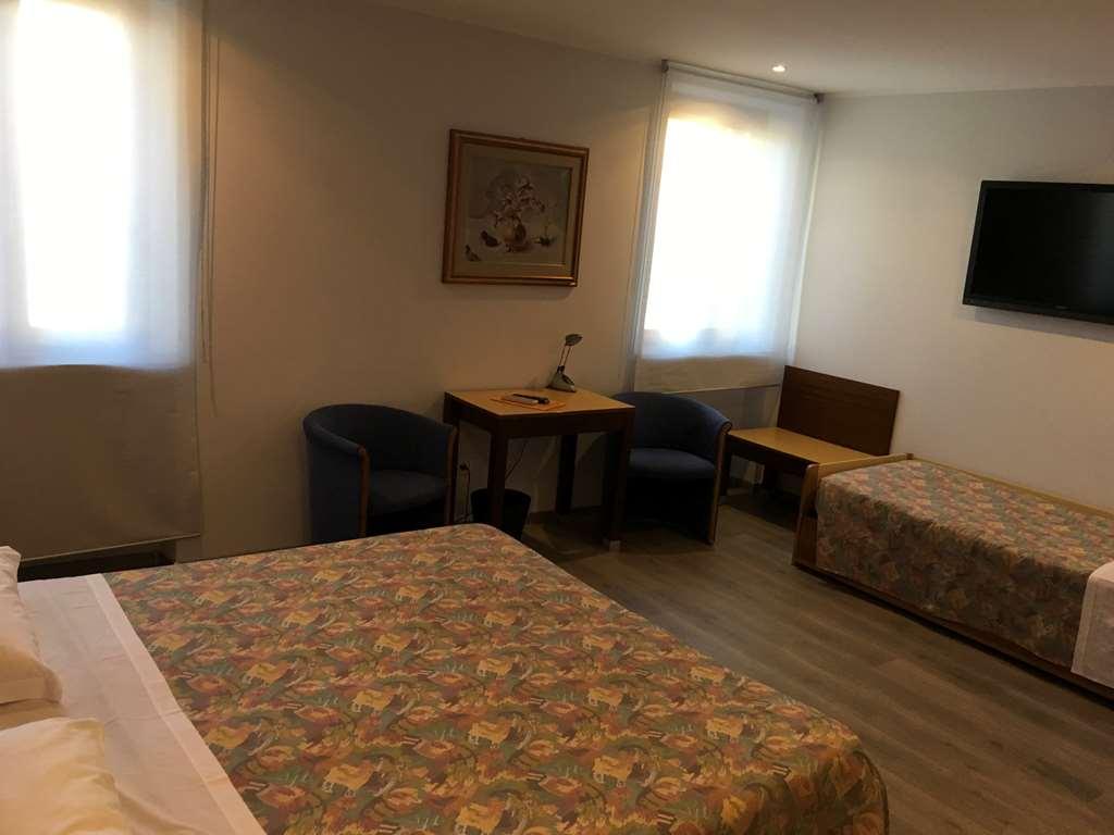 Hotel San Giorgio Udine Rum bild